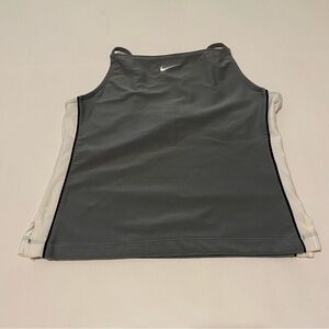 🍁Nike Direct-Fit active wear tank top size small